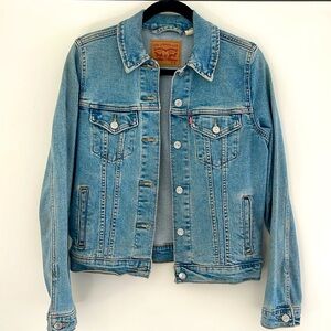 Women’s Jean Jacket